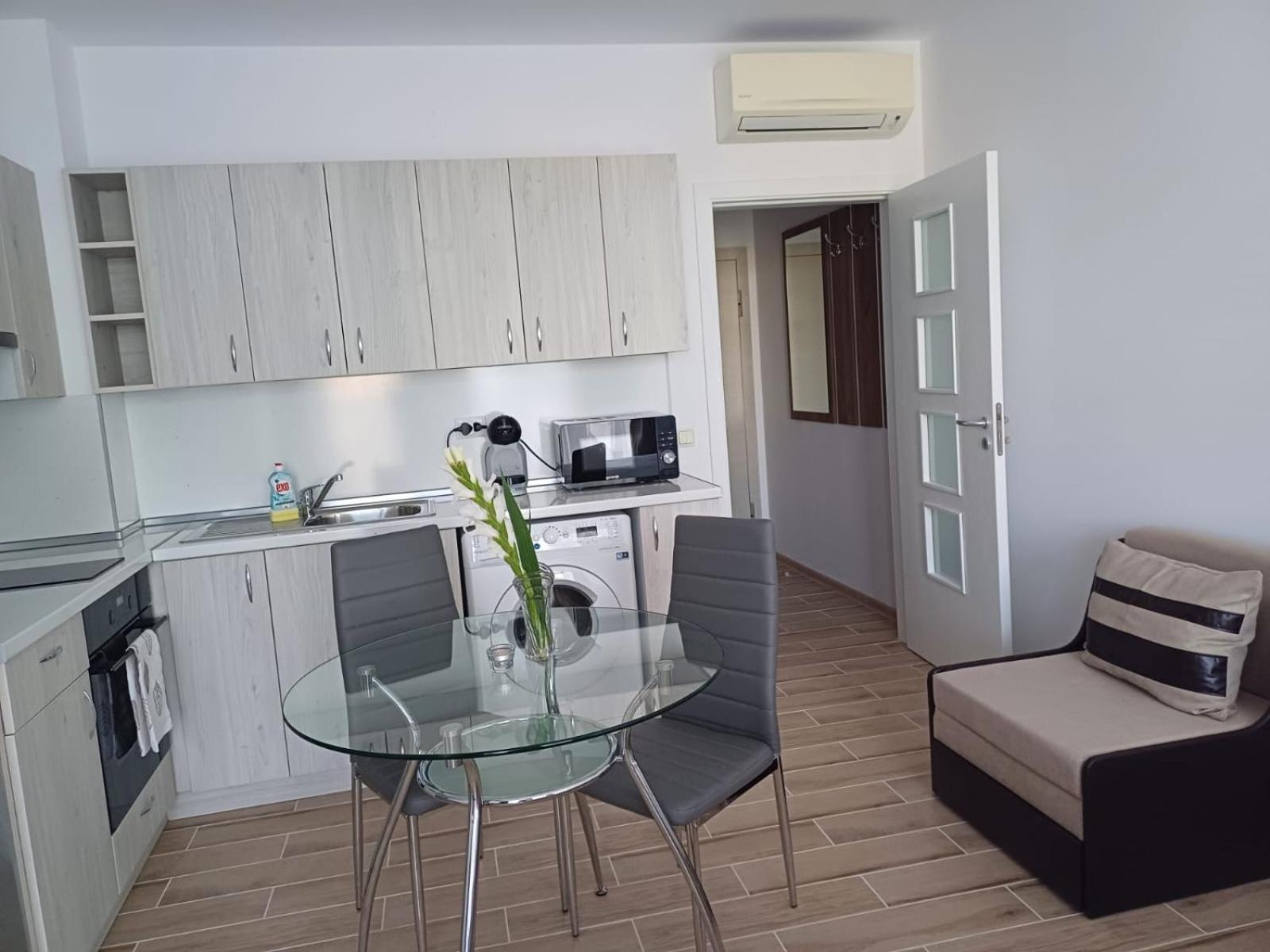 Апартамент - Студио Престиж 2 Chissarja Exterior foto